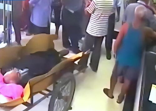 “病重老人取钱死于银行”暴露了什么