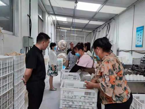 电子商务小专业合作社